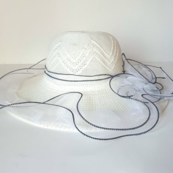 Wide Brim Summer Hat - Picture 2 of 8